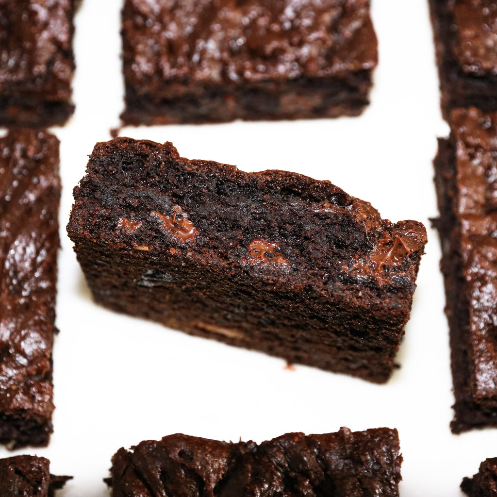 Healthy Fudgy Paleo Flourless Brownies (Gluten and Dairy Free)
